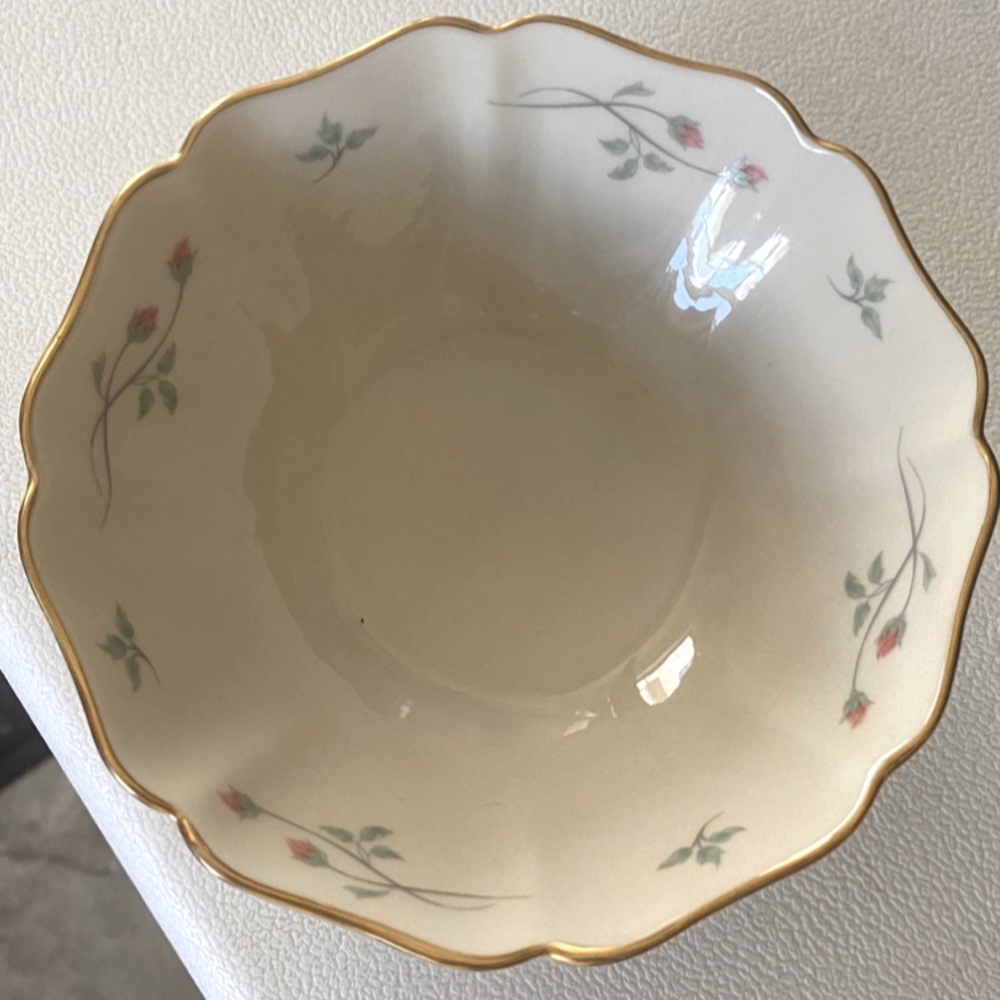 Candy dish
